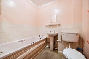 BATHROOM- click for photo gallery